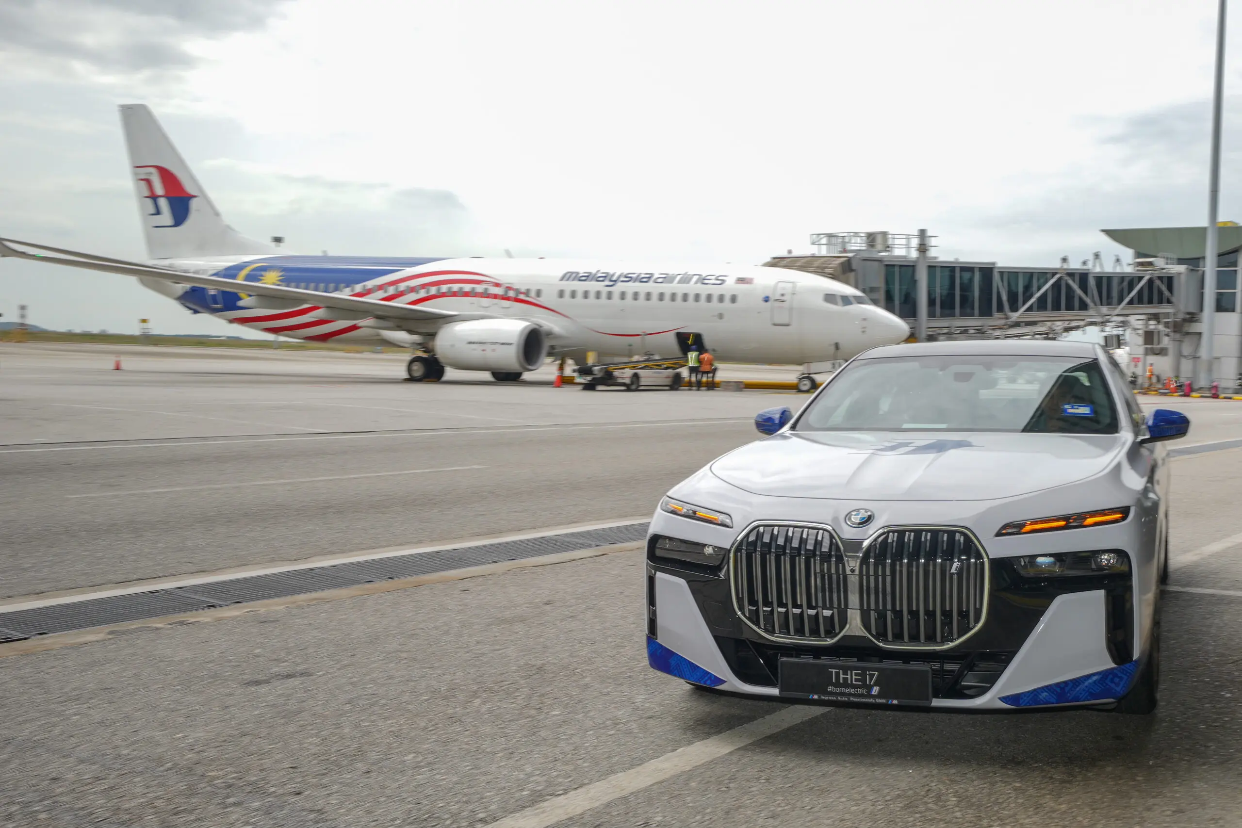 02. Malaysia Airlines to Introduce Exclusive Luxury Private Terminal Transfer Service with BMW Group Malaysia and Ingress Auto Beginning 1 January 2024