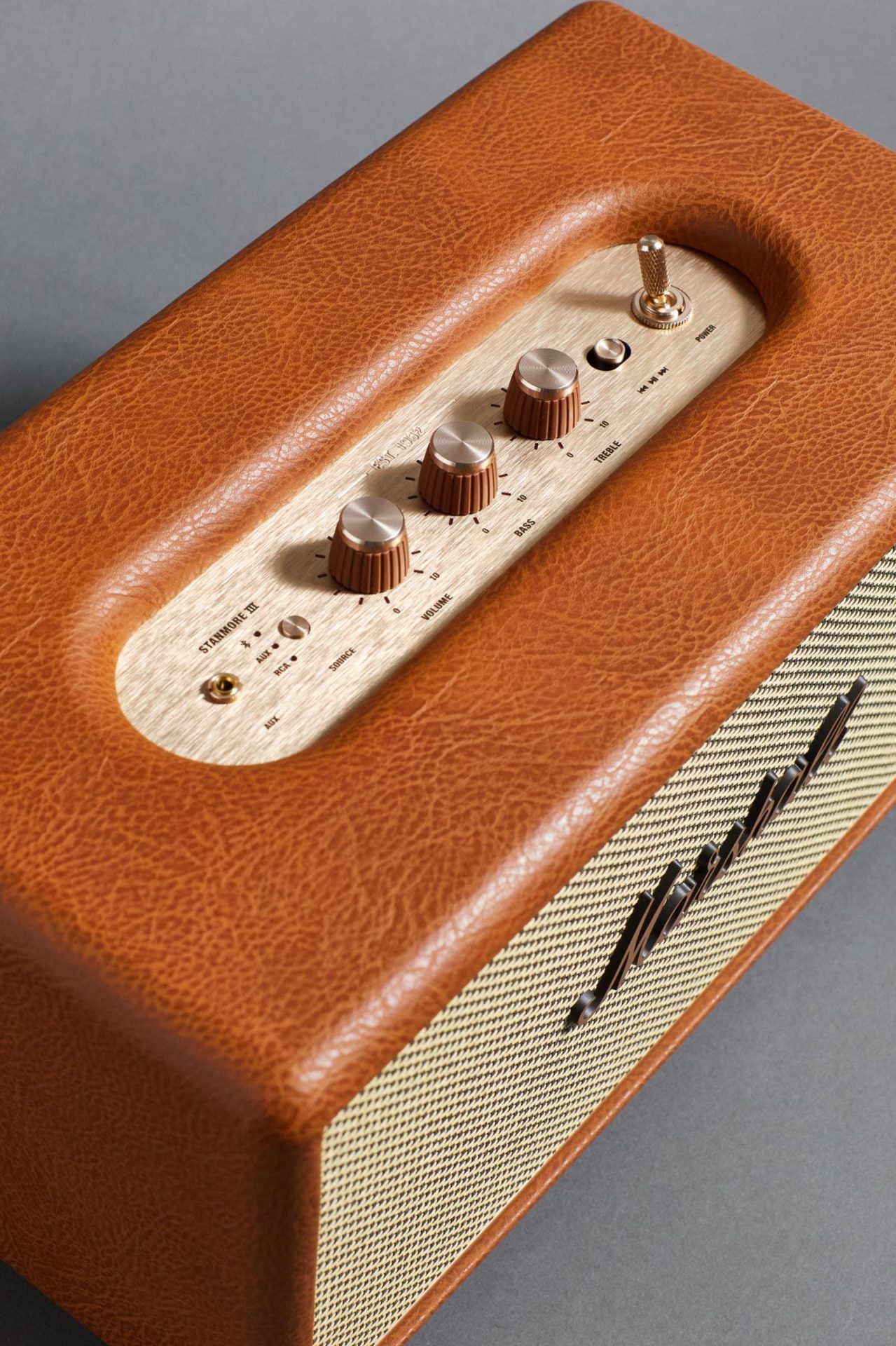 Marshall Homeline III close up.