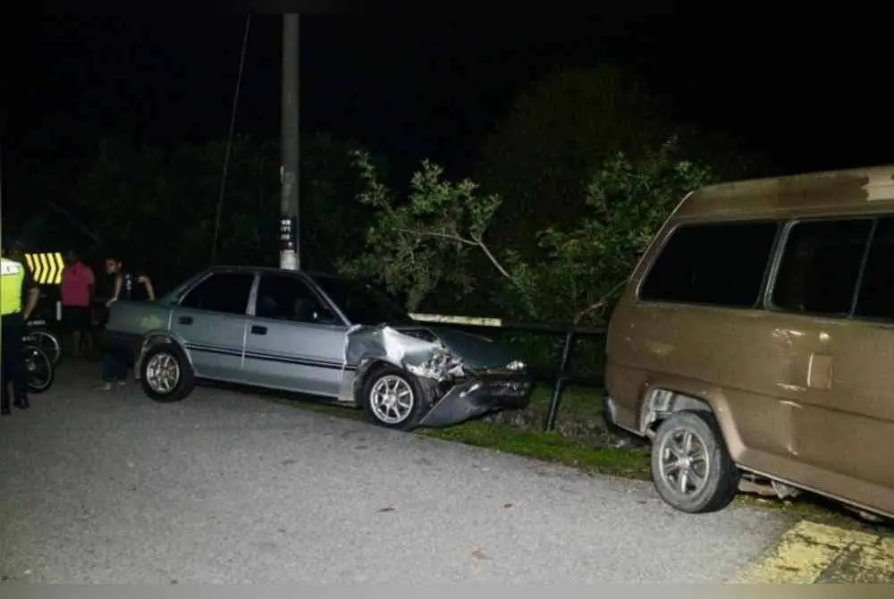 10yo M'sian boy crashes parents' car in Seremban