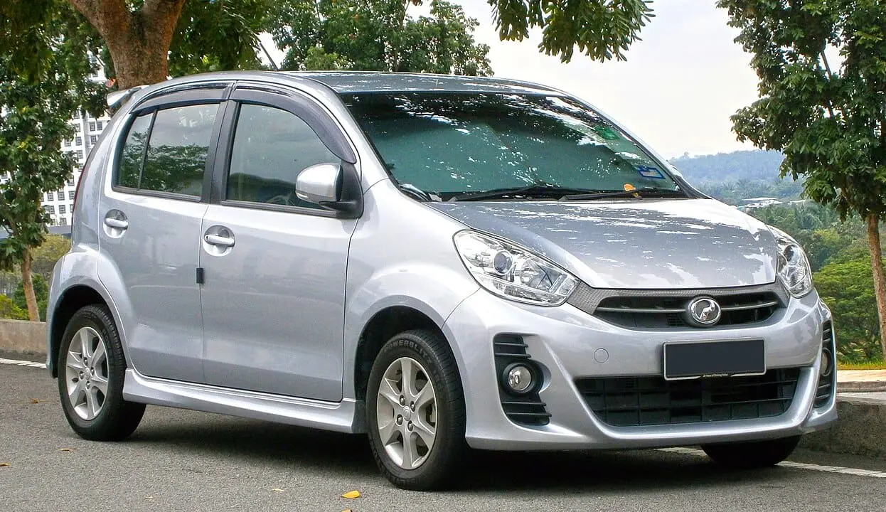 1246px-2013_Perodua_Myvi_1.3_SE_(S-Series)_in_Cyberjaya,_Malaysia_(03)