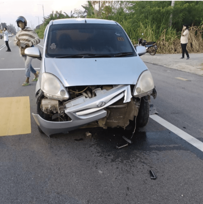 15yo M'sian Boy Killed In Perak Road Accident Along With 13yo Sister While Fetching Her To School On Motorbike3