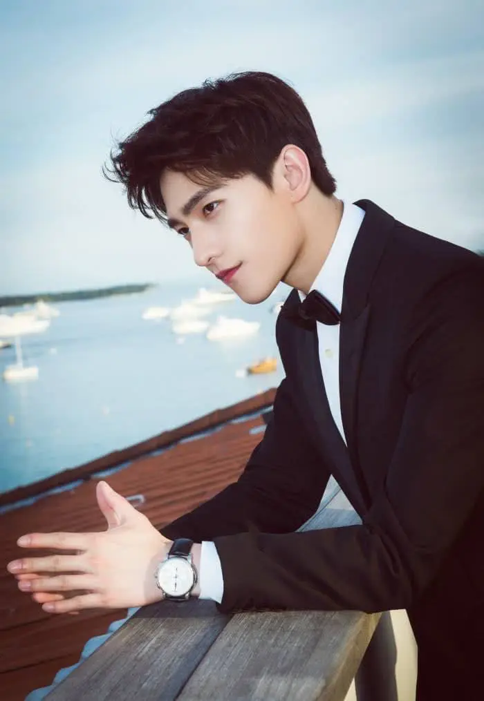 Top 10 best-looking Chinese male artist voted by Western netizens