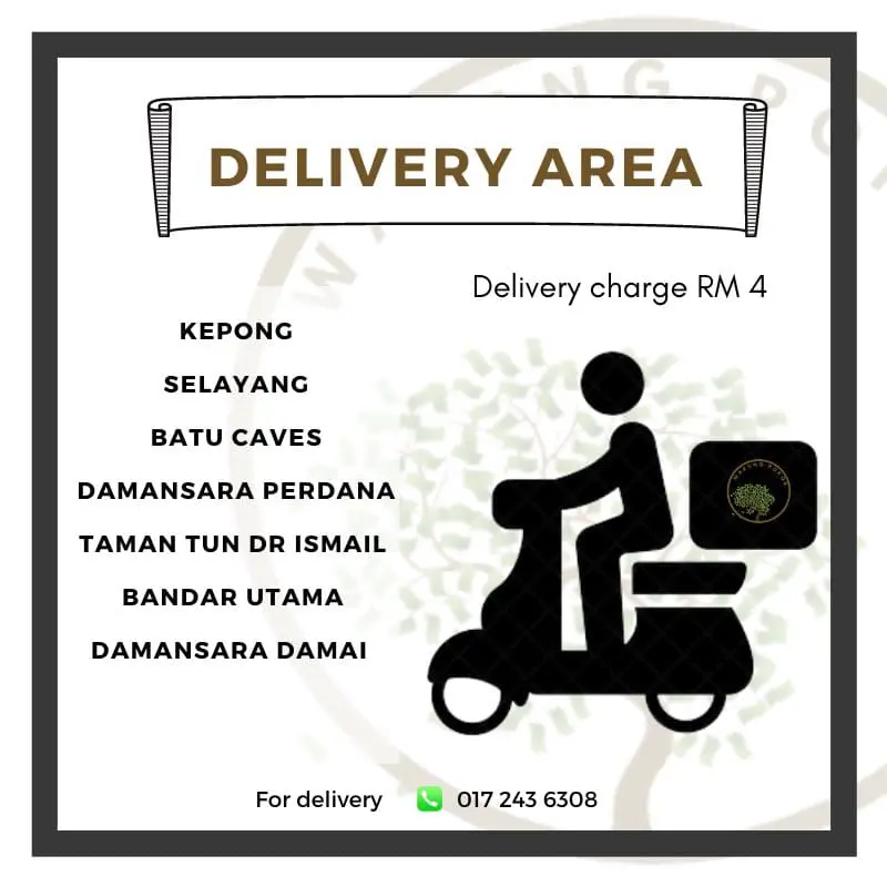 Top UKM student sells Nasi Lemak by the roadside while waiting for her convocation