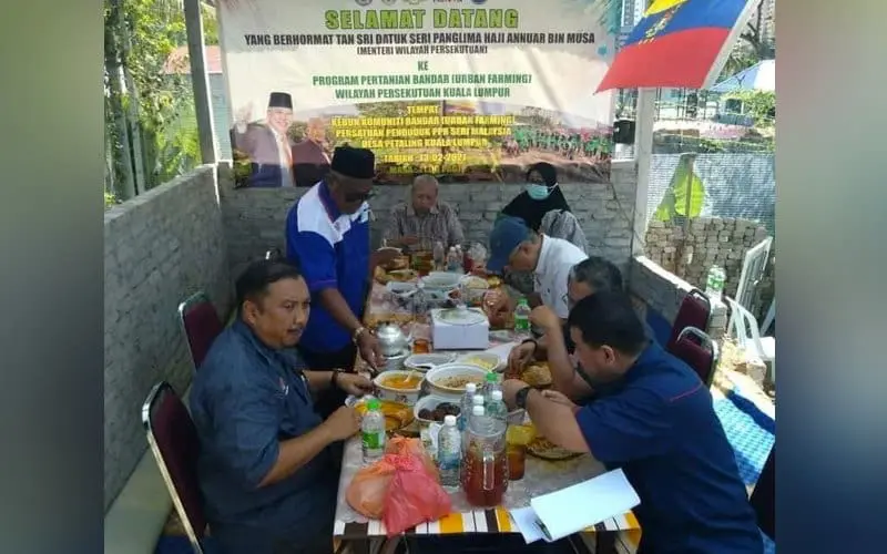 “Why the double standard?" Netizens question PDRM over Annuar Musa's SOP breach