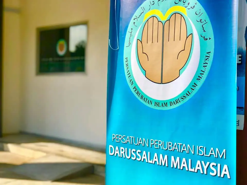 Kelantan MP's proposal of "holy water bath" treatment for COVID-19 sparks controversy