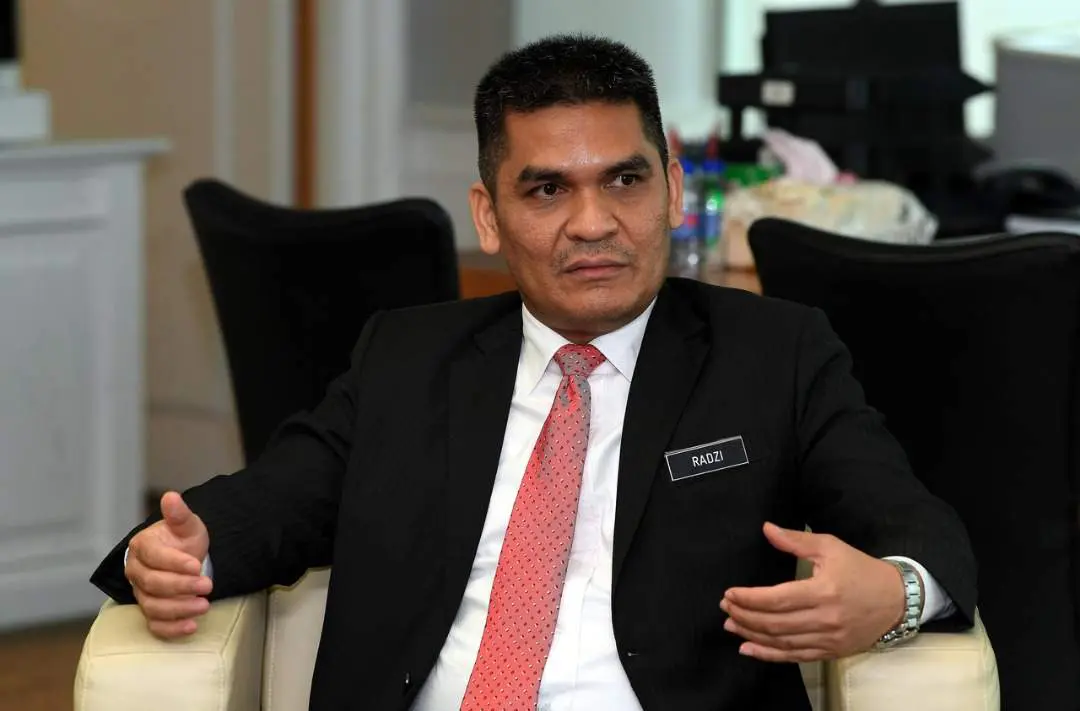 MoE Minister tells parents not to worry as schools reopen