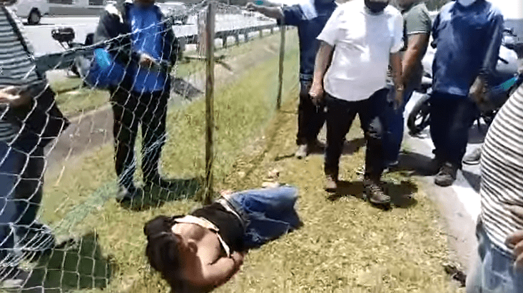 Carjacker gets instant karma-ed after public aids woman in recovering her vehicle