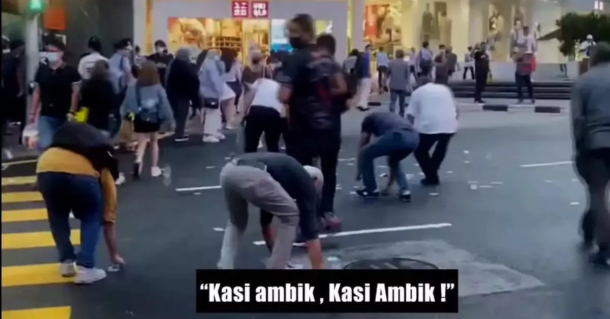 Netizens slam YouTubers for scattering RM10K in front of Pavilion as a publicity stunt