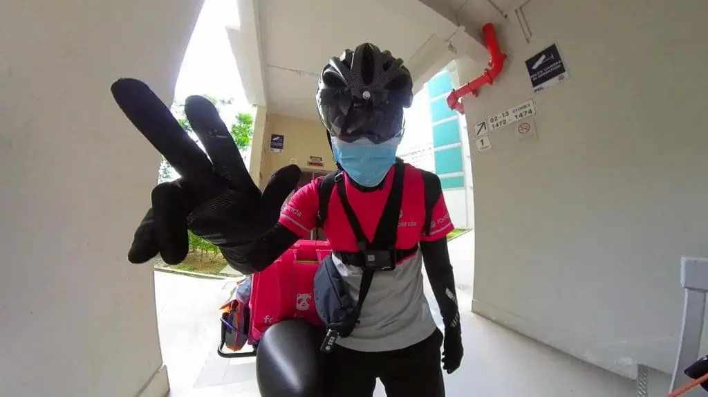 Meet Zack, the M’sian who left his banking job to deliver meals in S’pore