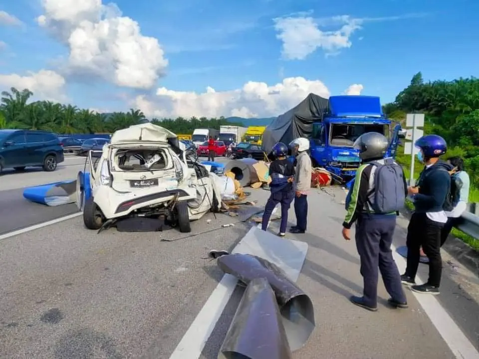 Myvi driver escapes deadly car accident unhurt, proving its power again