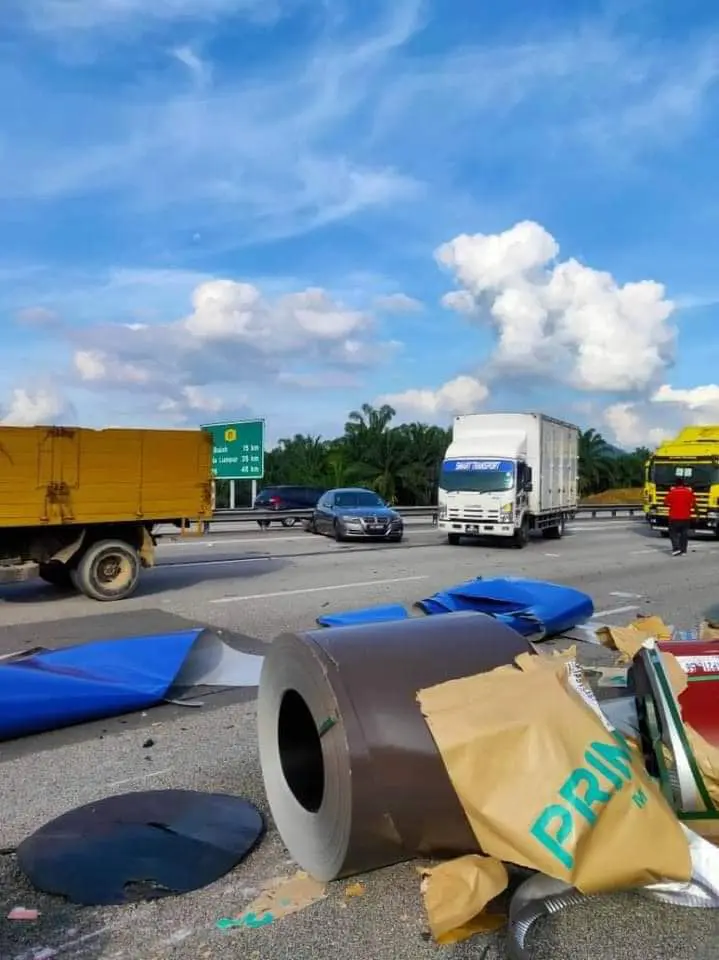 Myvi driver escapes deadly car accident unhurt, proving its power again