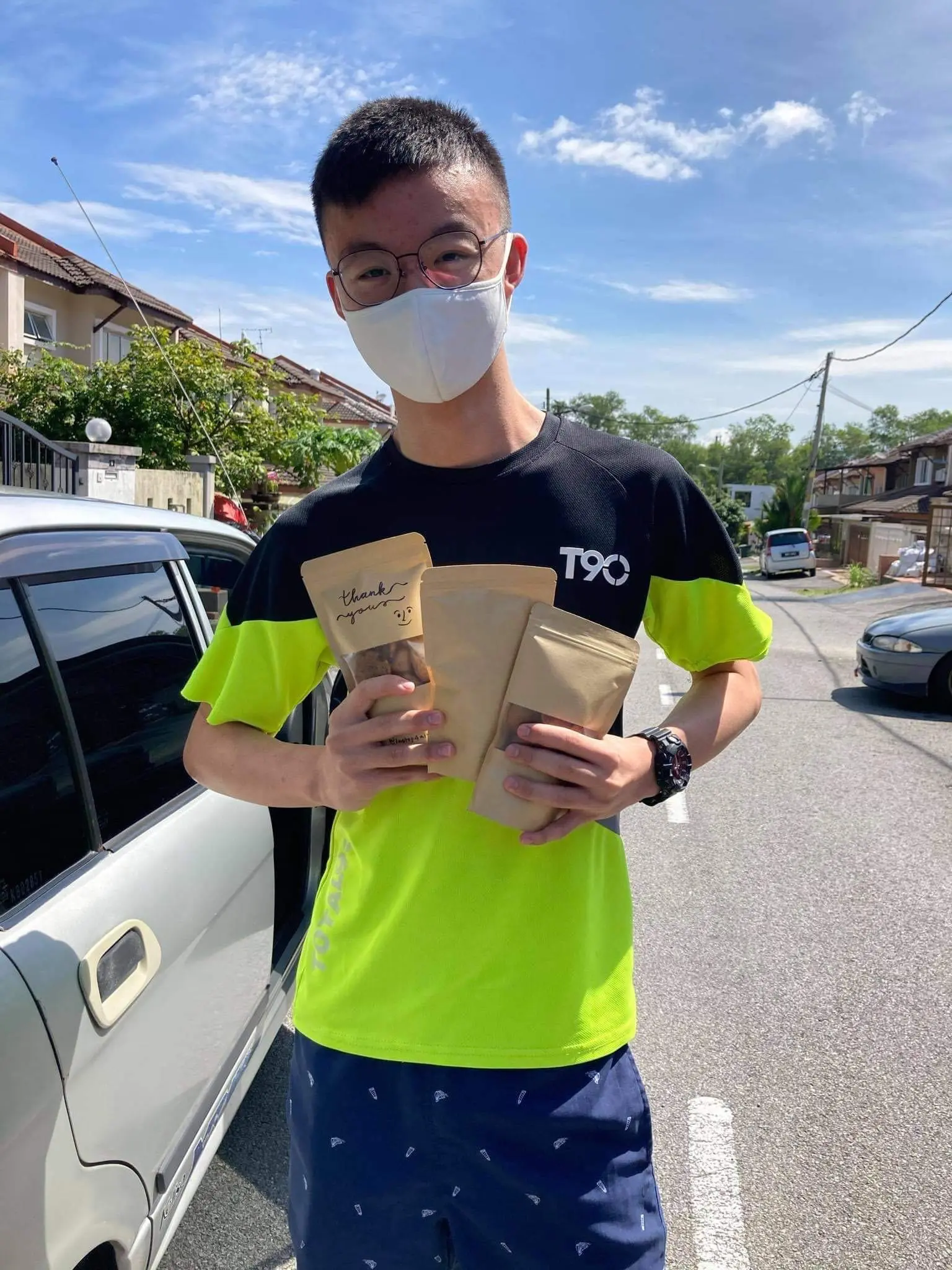 Eight 19yo students' start-up business sell cookies to buy laptops for the needy