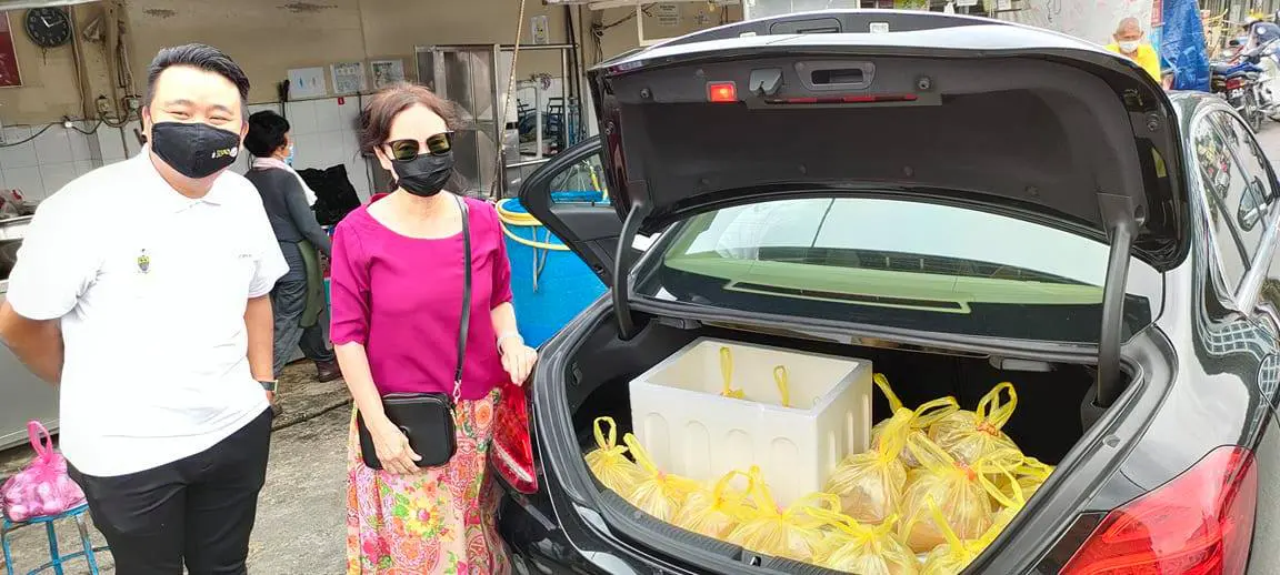 "I can't do this anymore" Stall owner says his son's debts forced the business to close