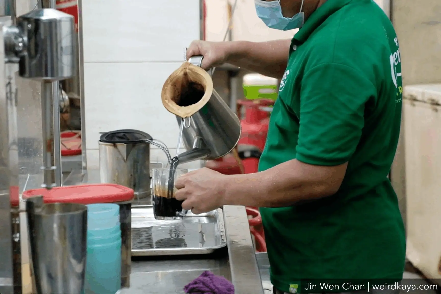 "I miss my wife"This Myanmar worker works in M'sia to support his wife's pharmacy dream