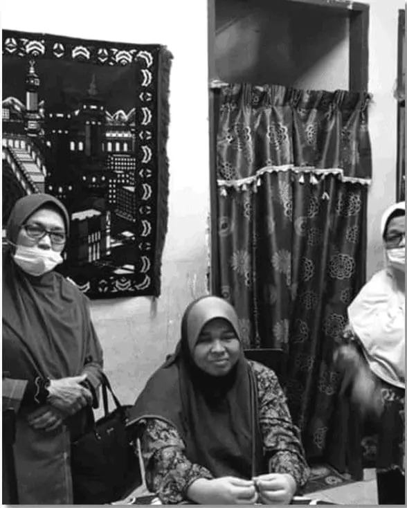 COVID orphans five children with the oldest at 23yo after claiming their parents' lives