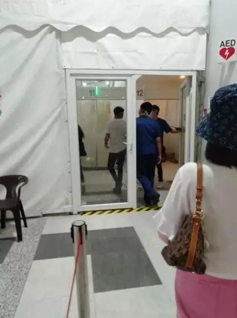 “We waited for too long!” JB couple travels to Singapore to get jabbed