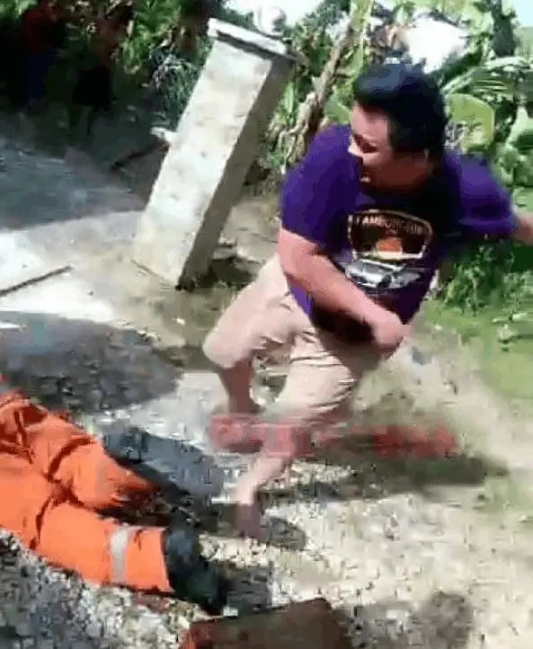 Firefighter assaulted by victim who lost his ancestral home to a fire