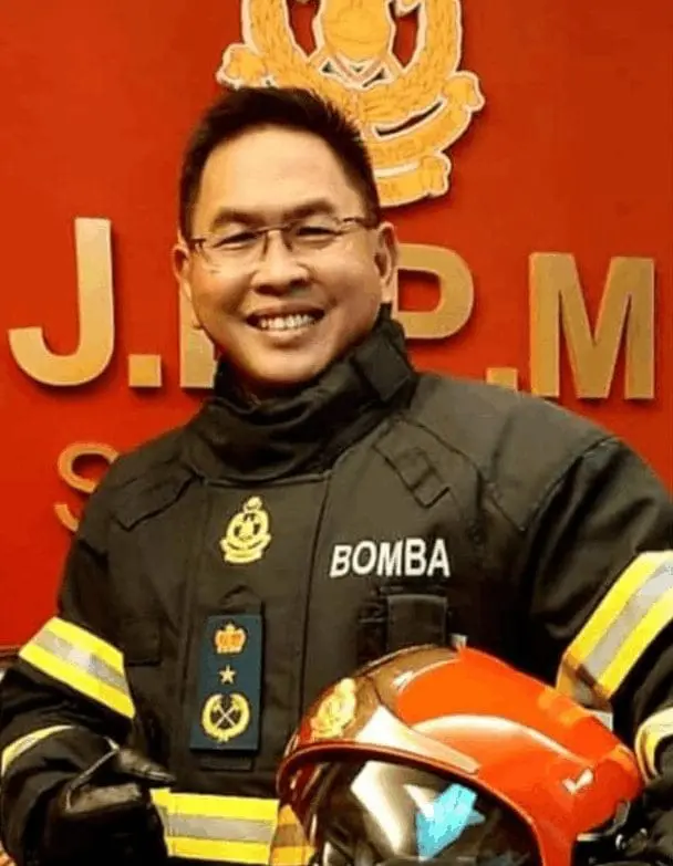 Firefighter assaulted by victim who lost his ancestral home to a fire