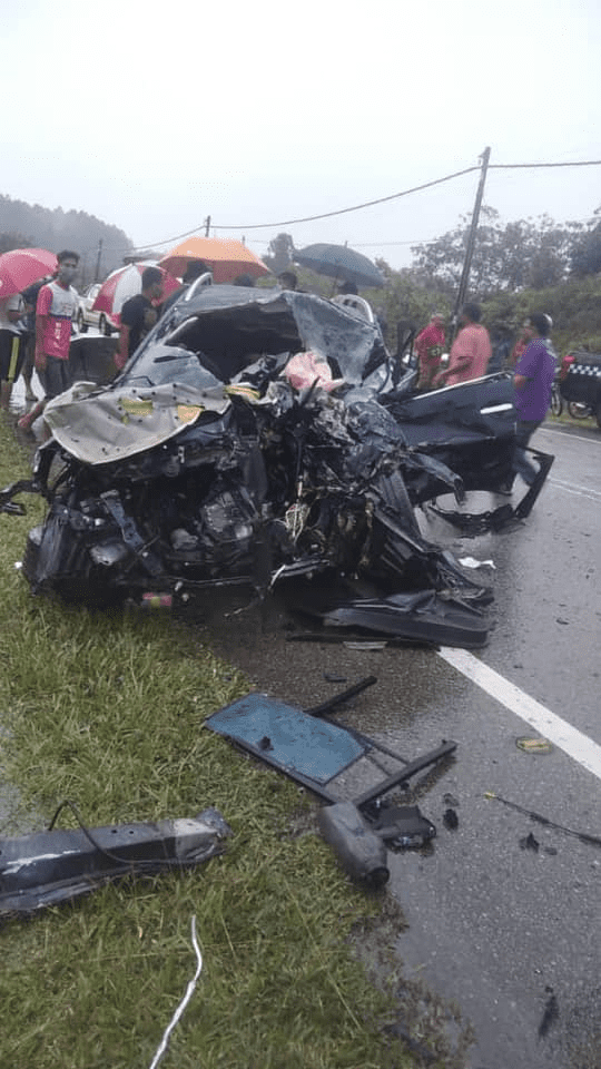 Three perish in accident involving an SUV and a bus