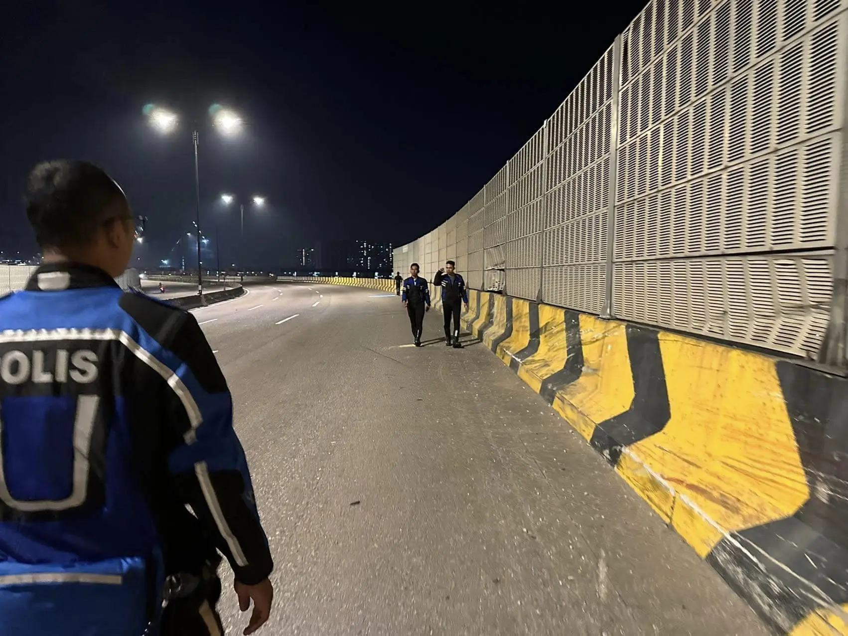 22yo Man Falls Off JB Highway While Returning To S'pore, Dies On The Spot 1