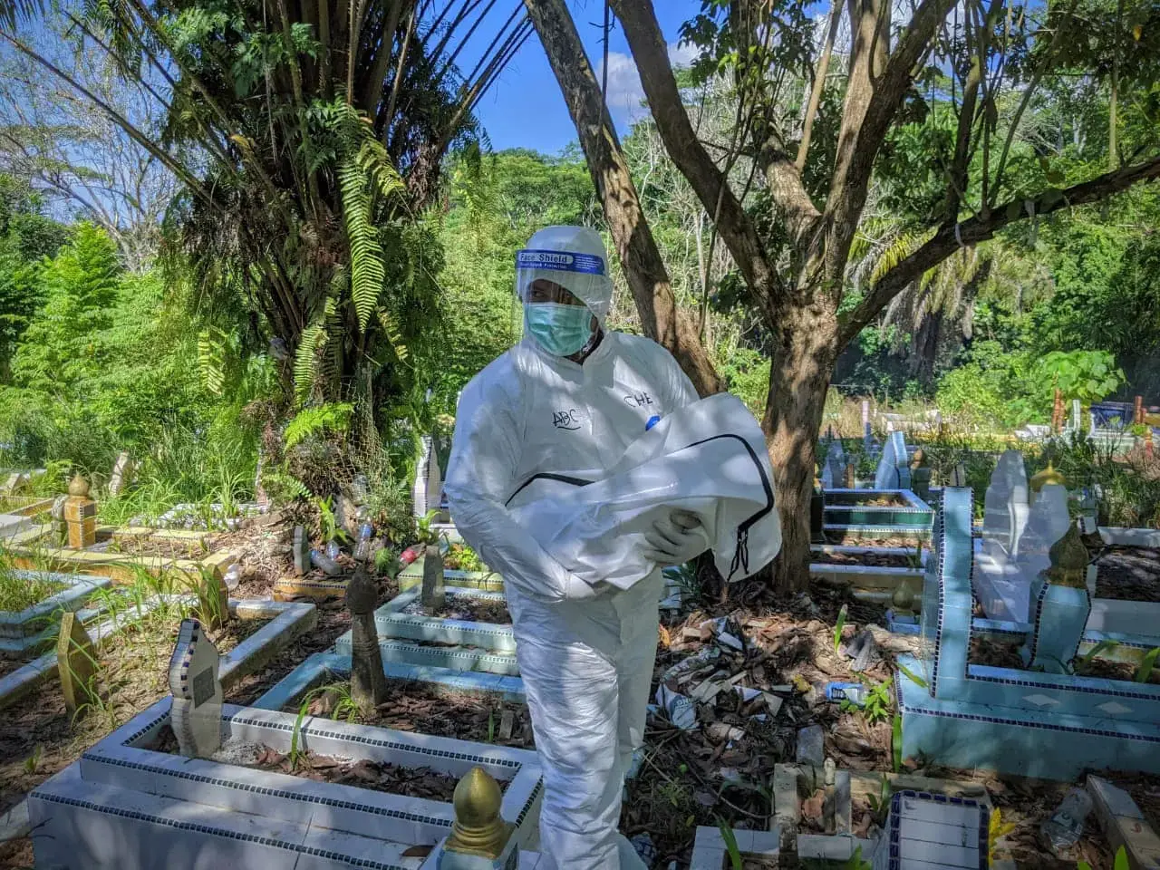 Newborn COVID-19 baby patient death