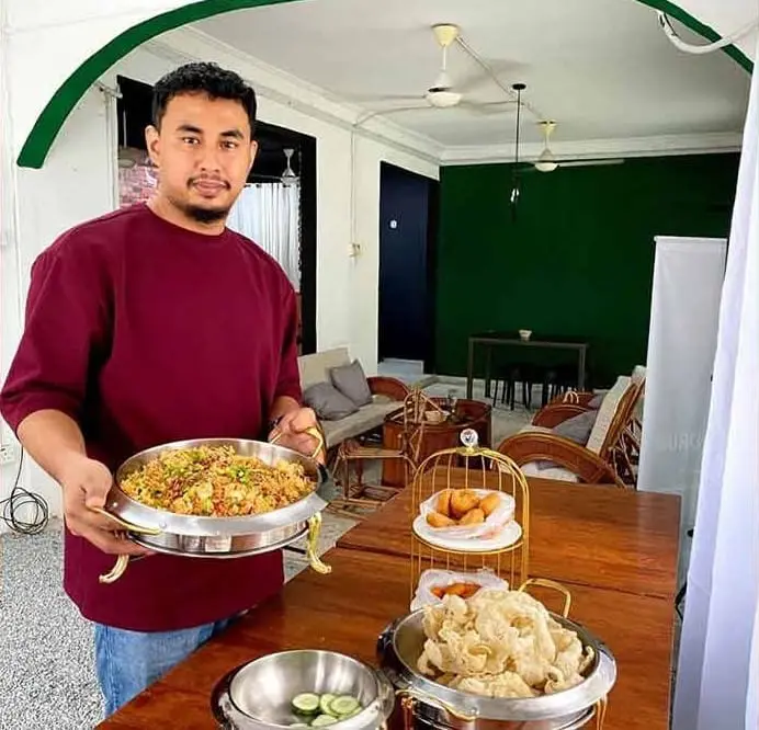 Najib Rahimi - free breakfast at Badok Smoke Cafe & Kitchen