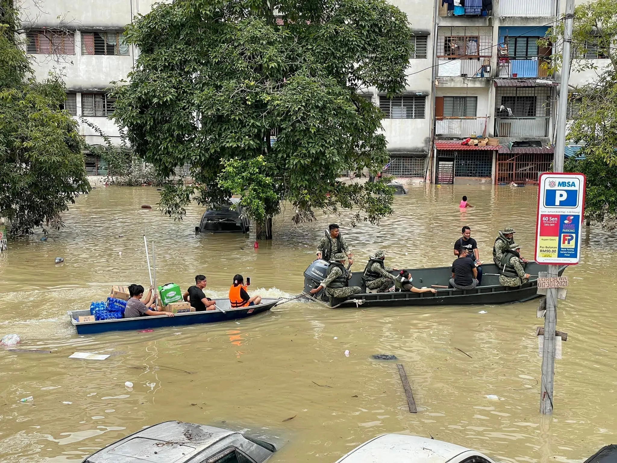 Shah Alam flood military boat