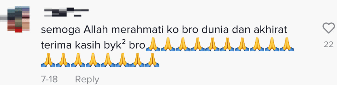 [VIDEO] Sailor Praised For Jumping Into Sea To Save Cat Trapped On Ship's Bow