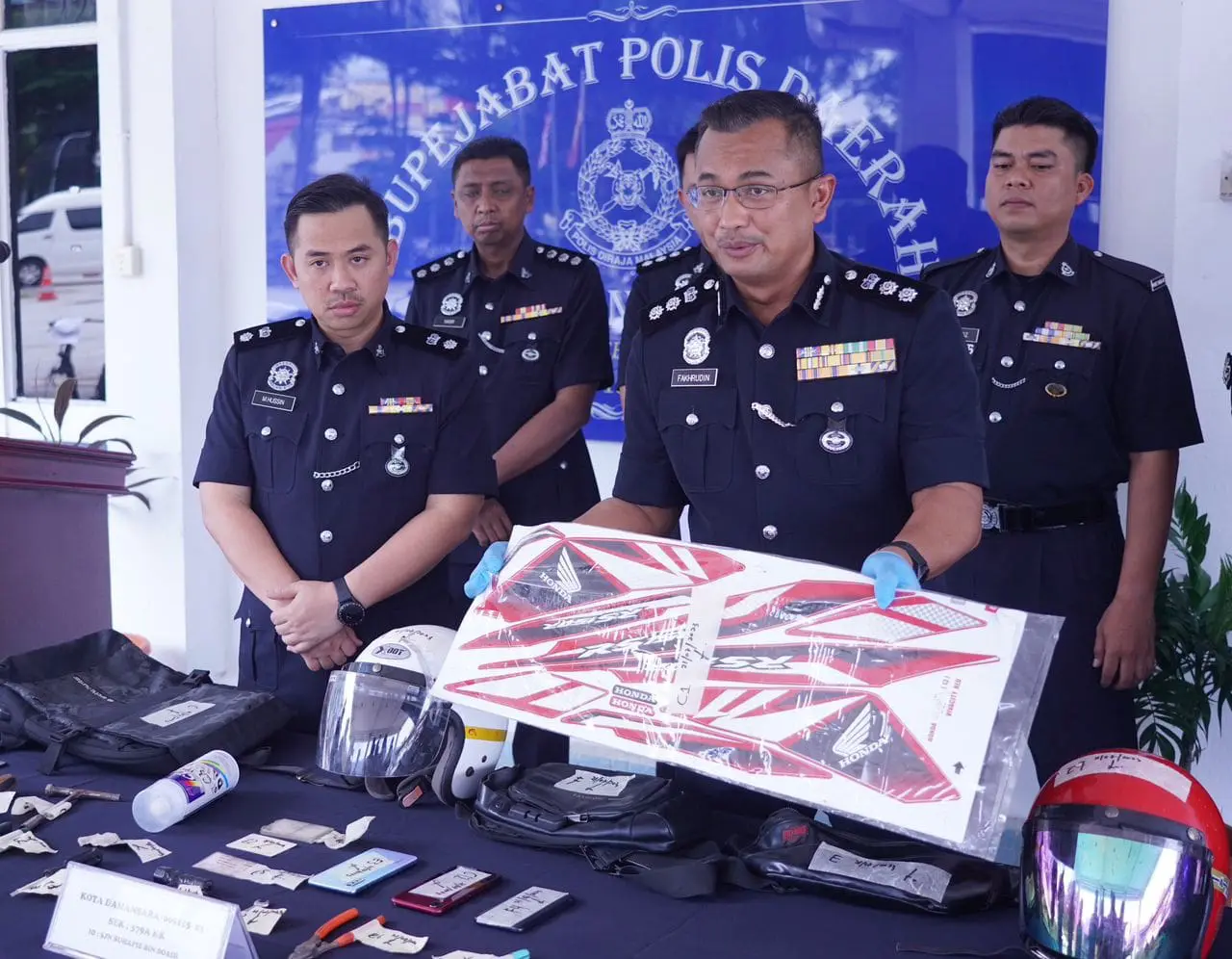 34yo M'sian Man Teams Up With 2 Foreigners In Stealing Motorbikes Before Selling It For RM300 To RM700 