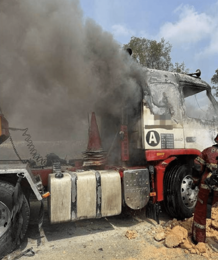 4yo kid dies in lorry fire lorry harian metro