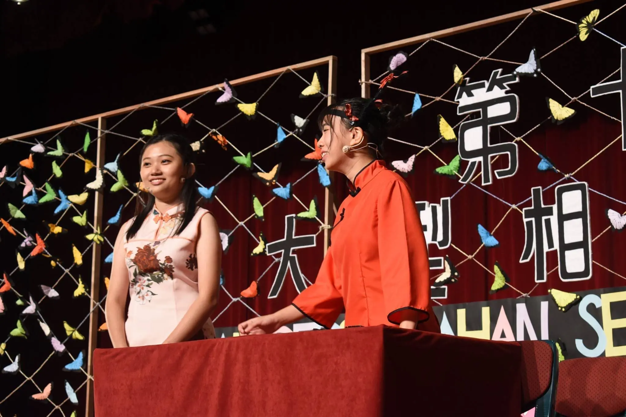 Ever Wondered About Stand-Up Comedy, Chinese Style? Discover The Joy Of Crosstalk At Universiti Malaya!