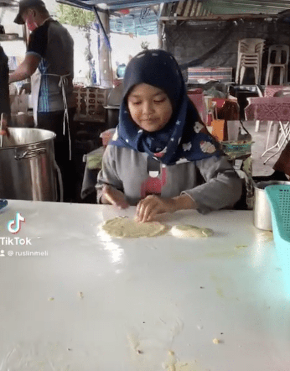 7yo Malaysian flip roti canai 03