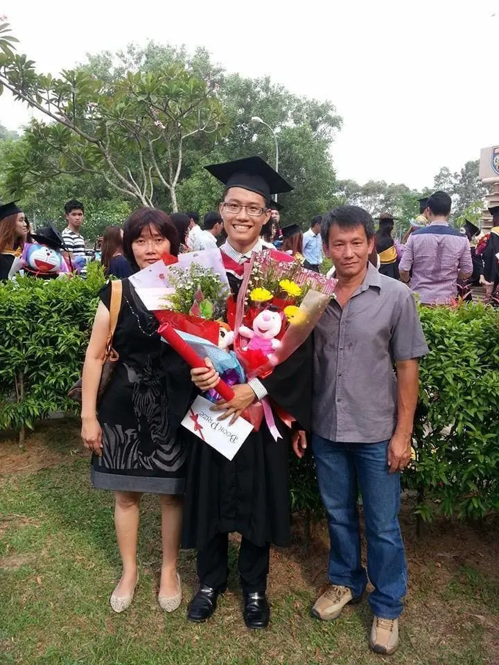 Der Ting graduating from UTAR