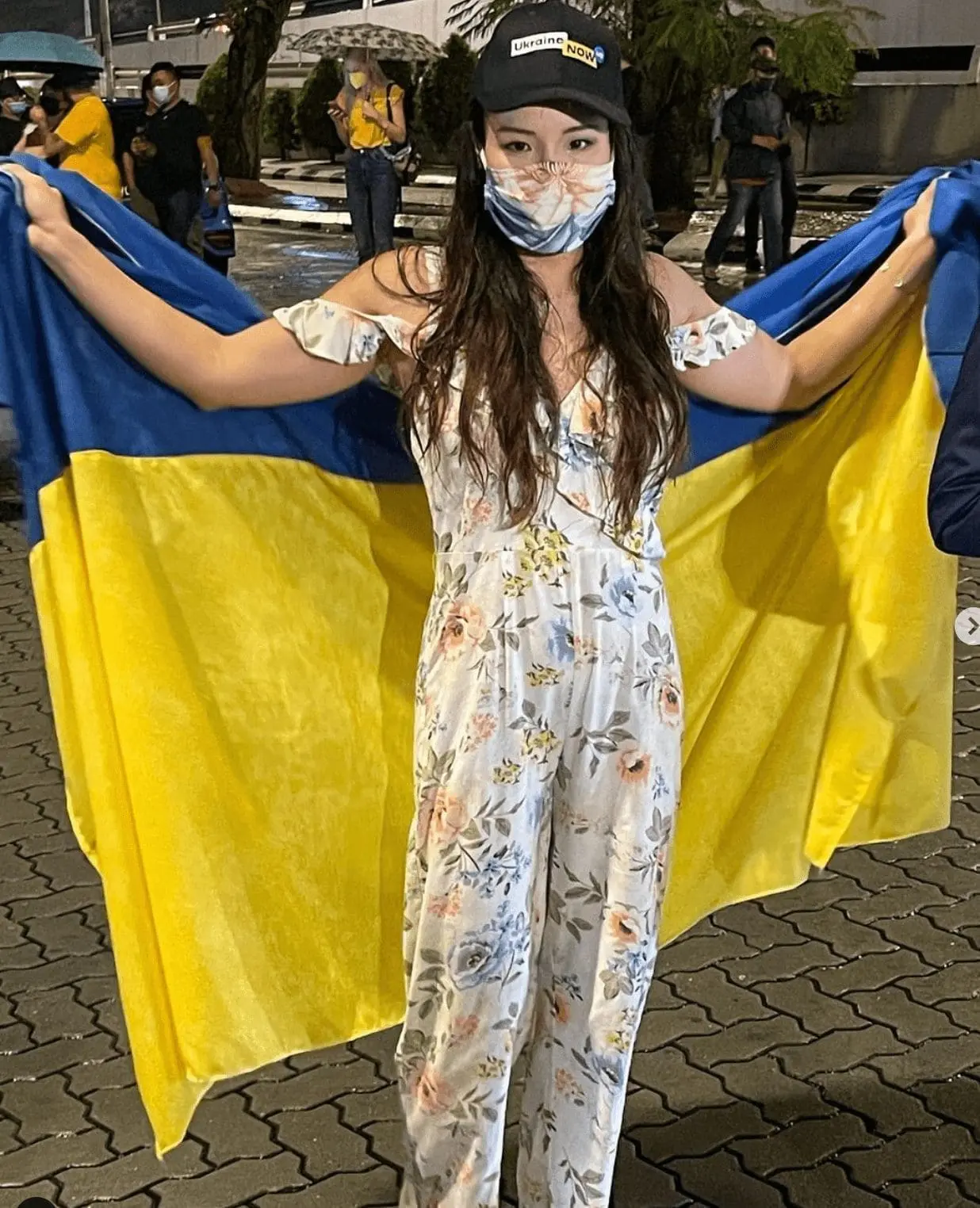 Former national swimmer Cindy Ong raises funds for Ukraine by selling personal images as NFTs 01