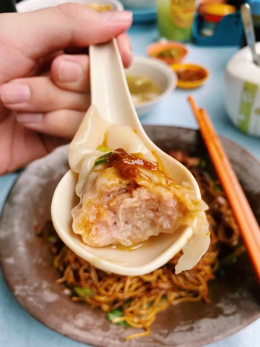 Fresh prawn dumplings (soup)