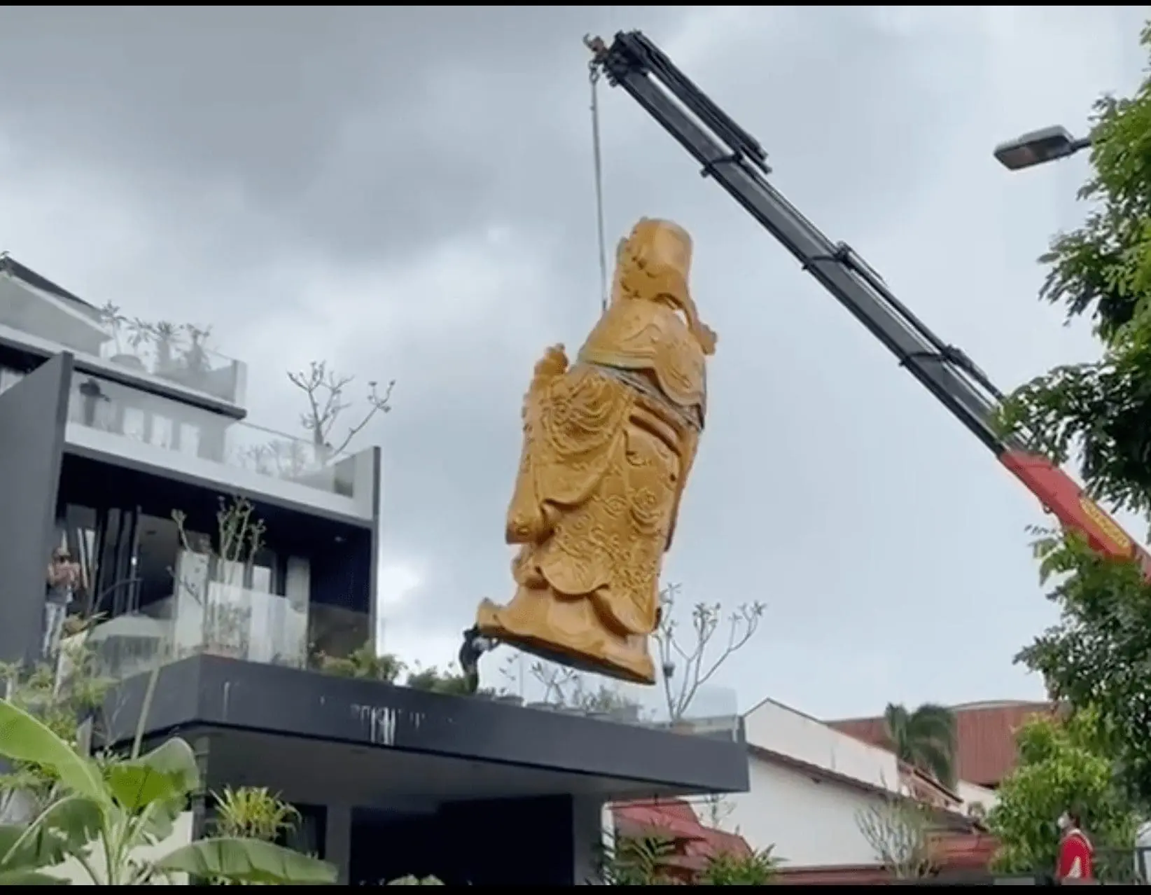 God of Fortune spotted at SG household 2