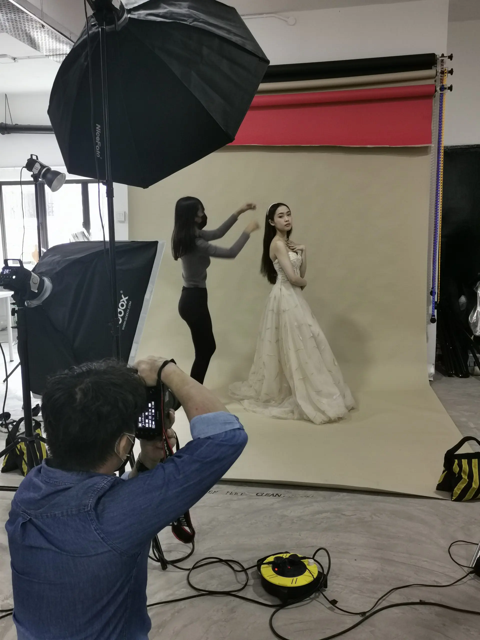 From Lawyer To Billboard Fame: How This M'sian Photographer's Living The Big Apple Dream