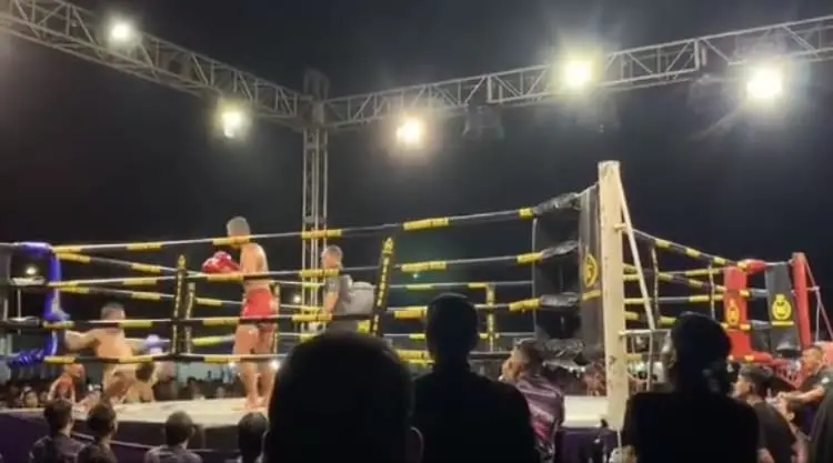 Kittichai Chaengkhao gets KO-ed by opponent