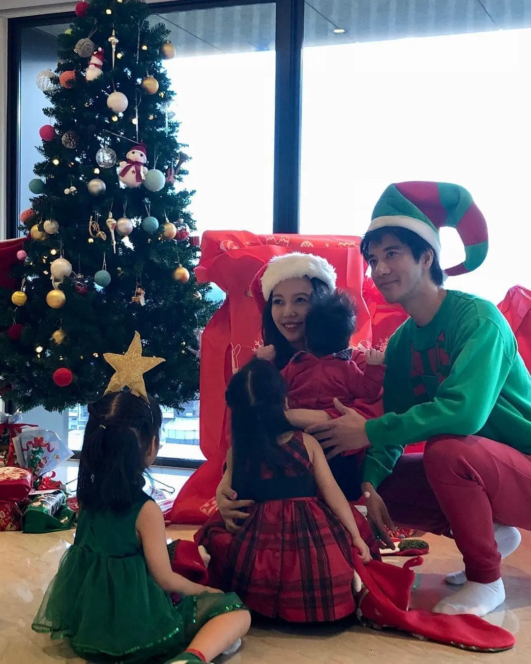 Lee jinglei and wang leehom family 2