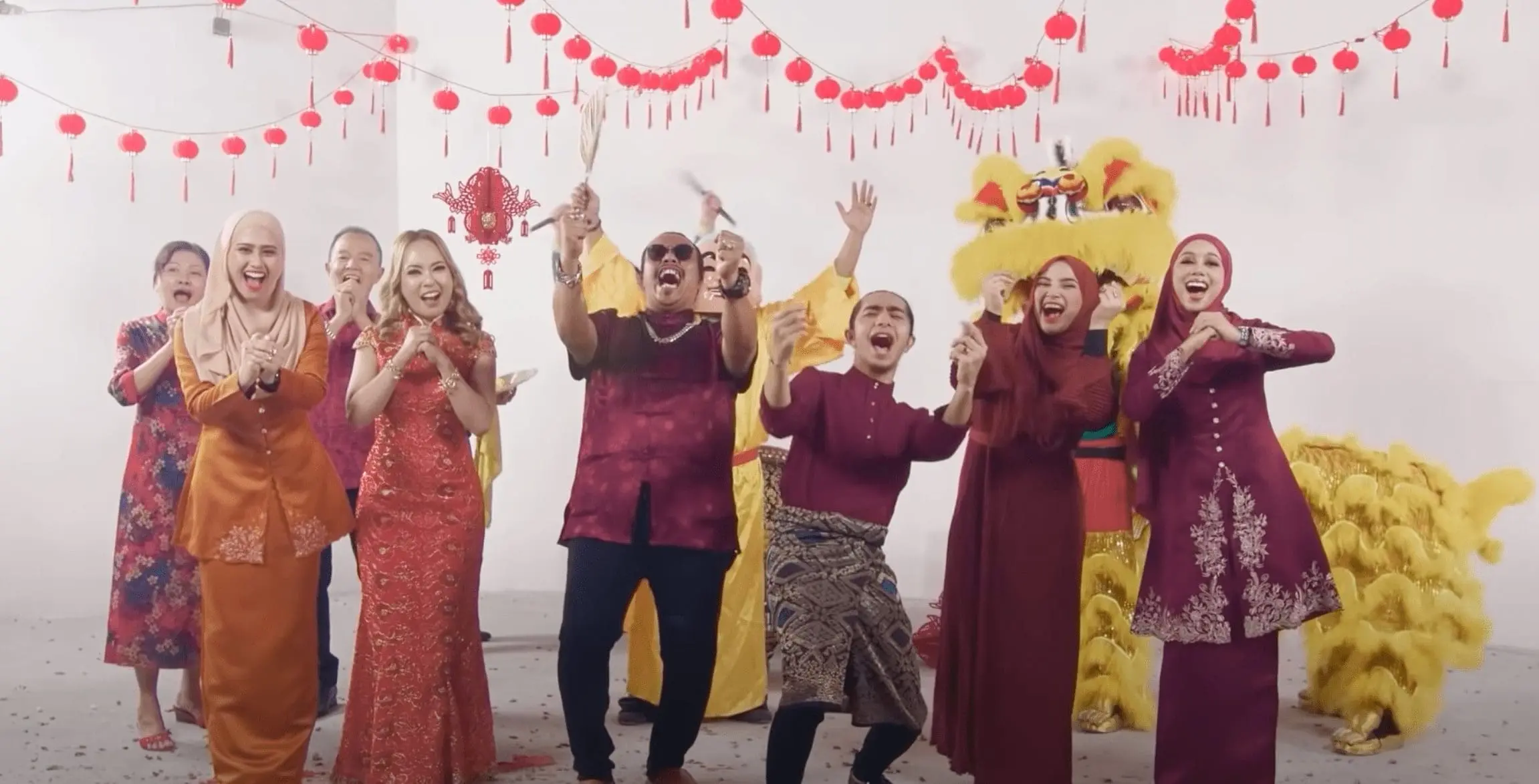 Malay version of CNY song 'Dong Dong Qiang' 05-min