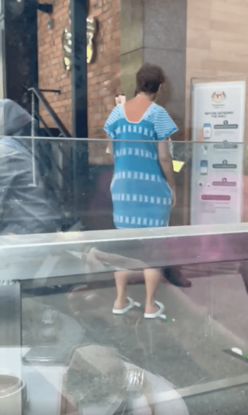 Maskless Karen spotted at Bangsar South Centre (BSC) 2