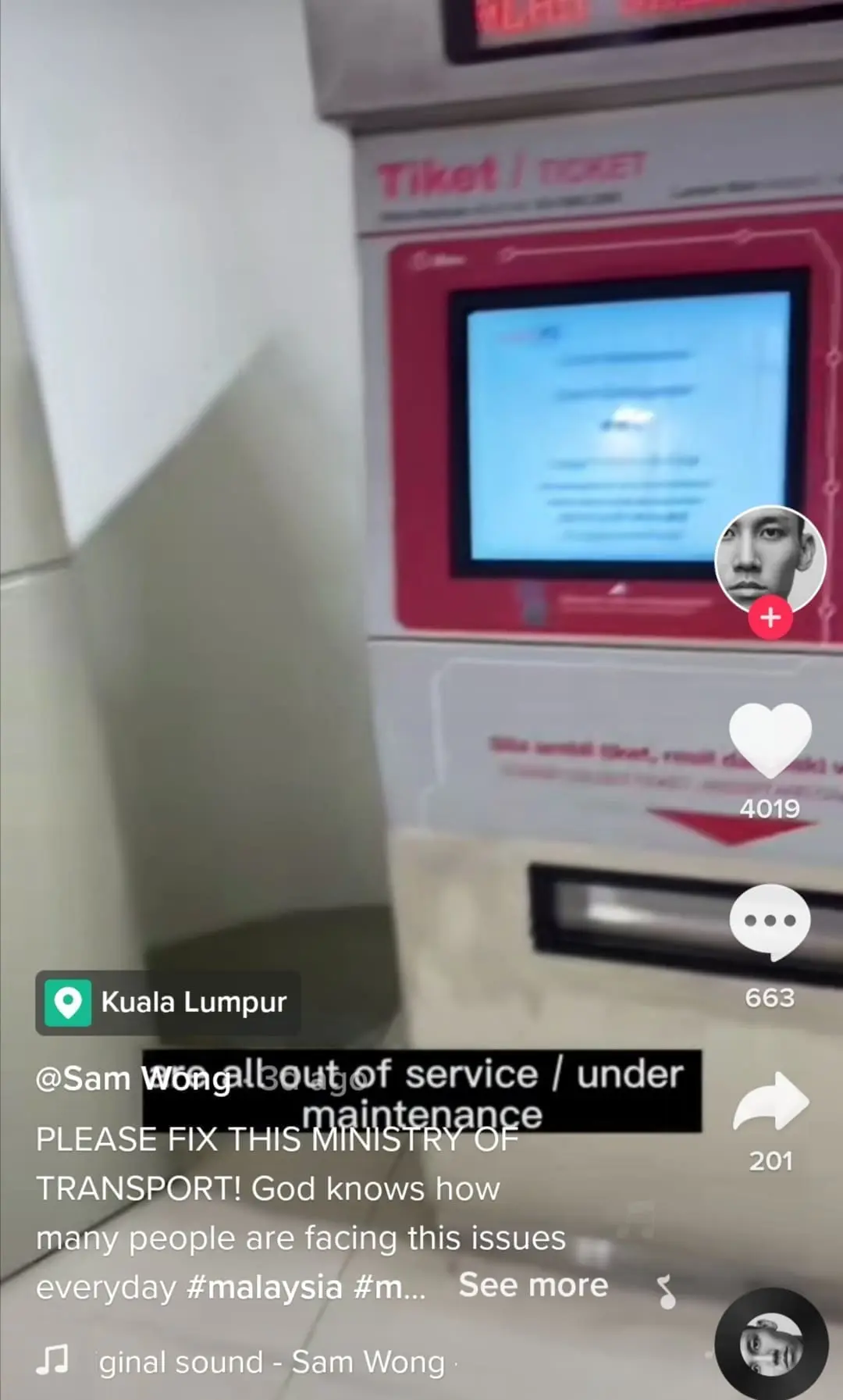 M'sian couldn't buy ticket at KL Monorail due to out-of-service machines and no staff at the counter