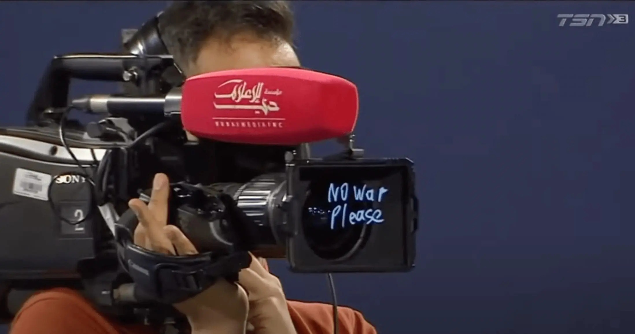 No war please on the camera lens after Russian tennis player game