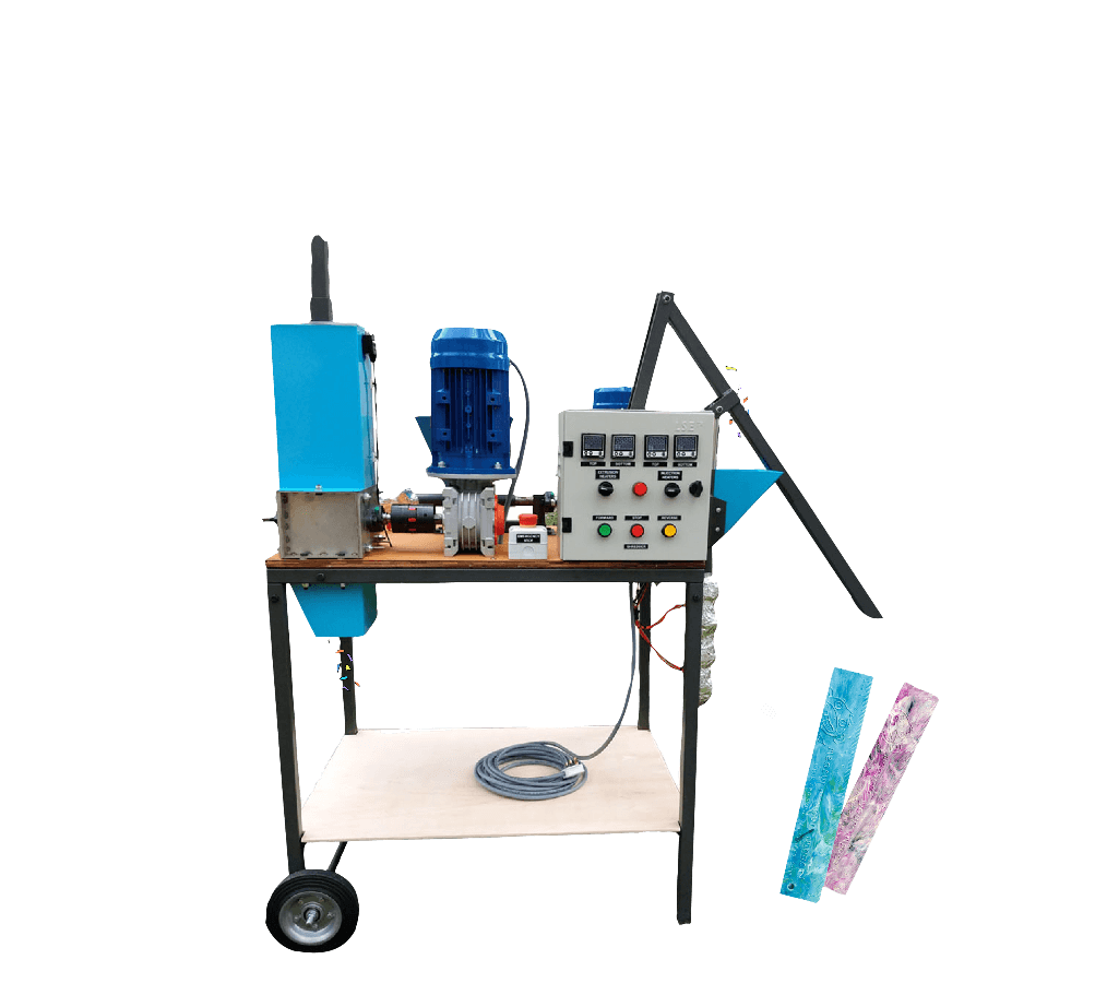 Take A Look Into Uniqlo's Adopt-a-Beach & Plastic Upcycling Livelihood Project Which Addresses Marine Pollution