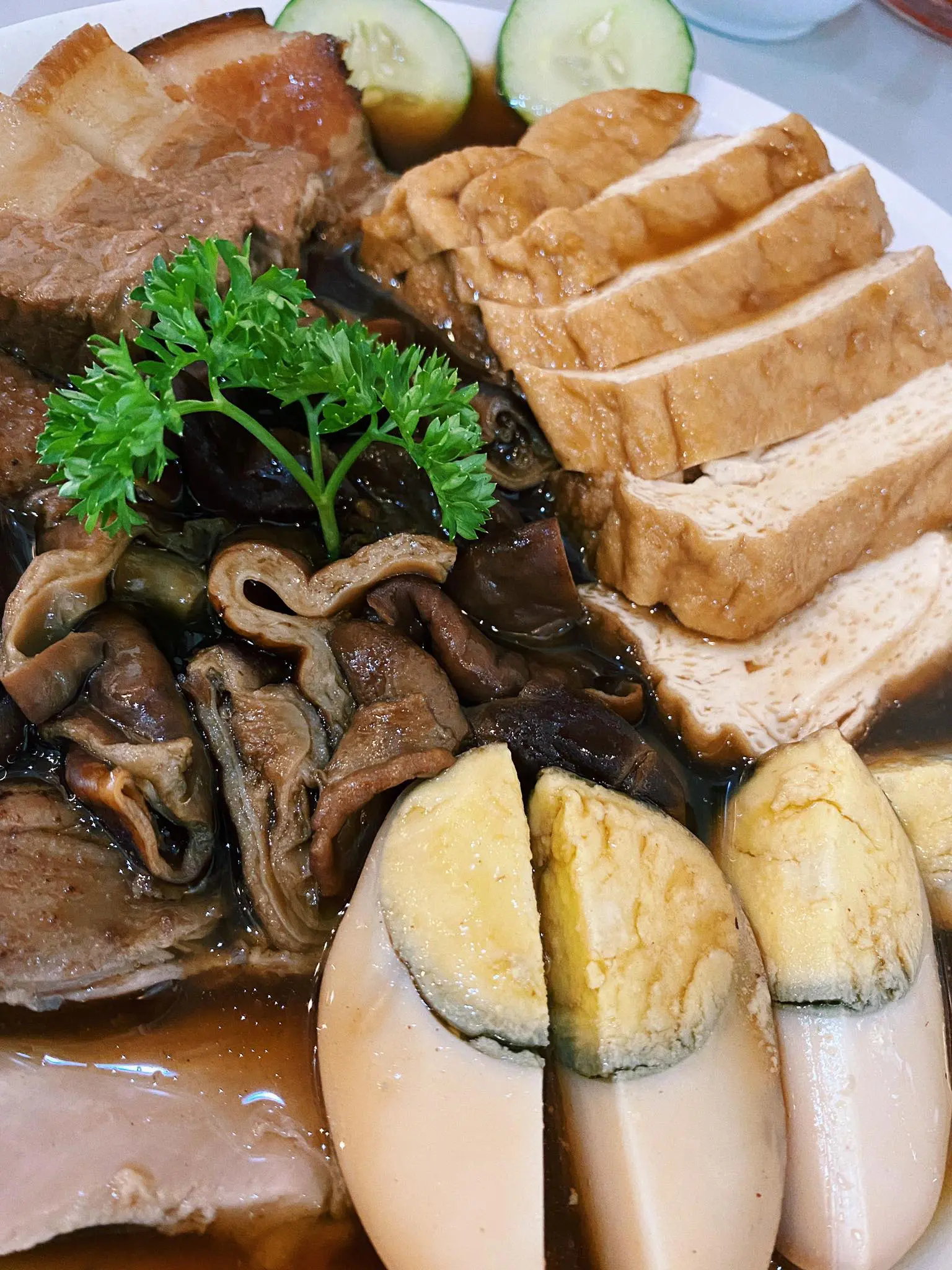 Red Stewerd Platter close look