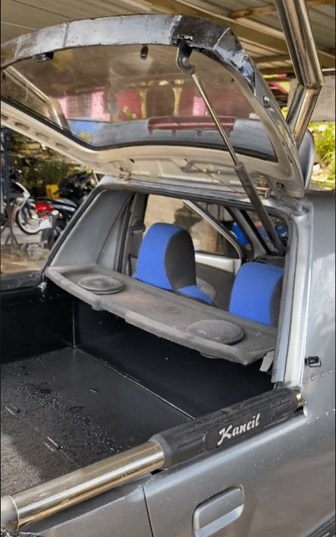 Kancil Hilux pickup