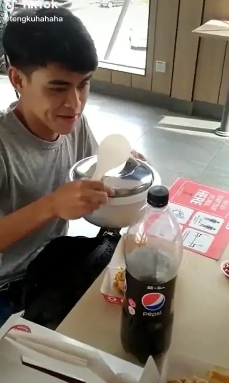 KFC and rice cooker