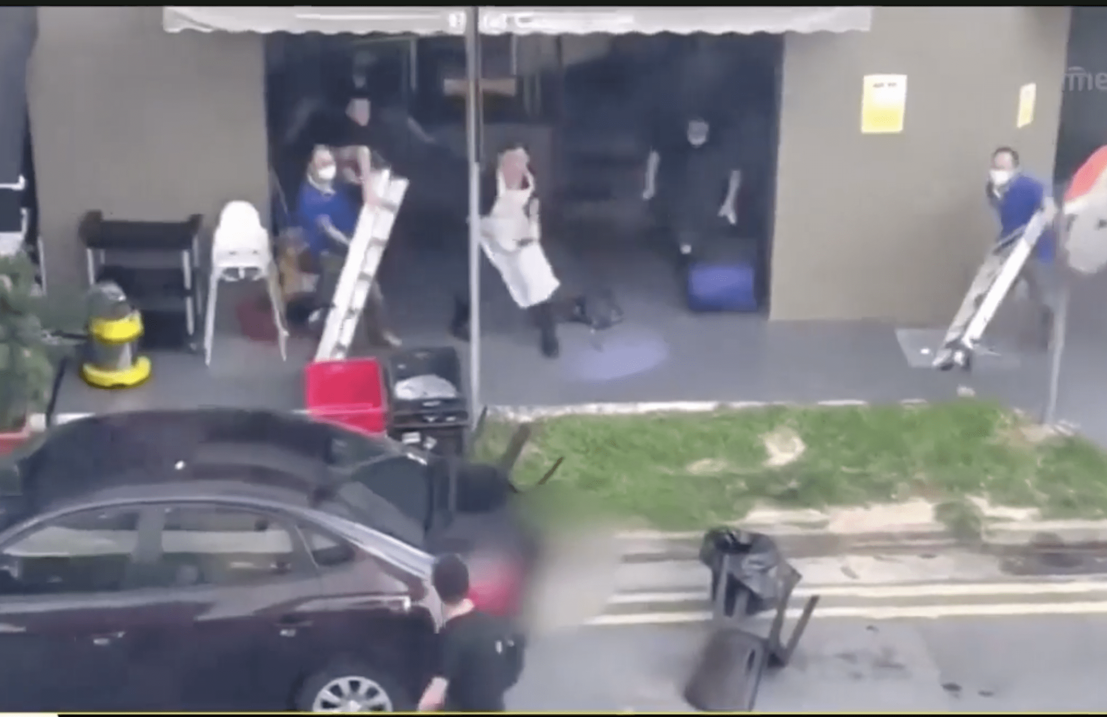 Two M'sians in Singapore given 'Public Spirited Award' for defending woman from knife-wielding attacker 03