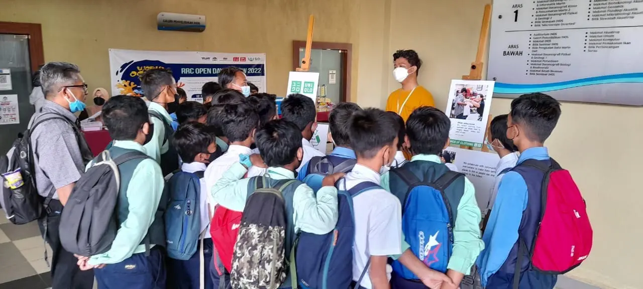 Take A Look Into Uniqlo's Adopt-a-Beach & Plastic Upcycling Livelihood Project Which Addresses Marine Pollution