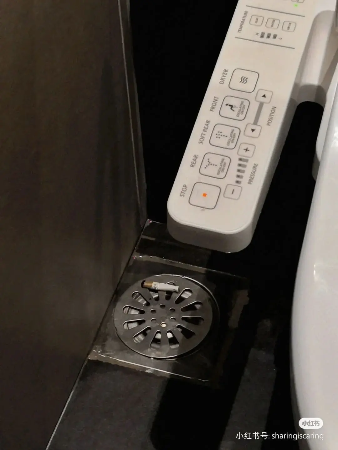 Shopper slams M'sians for poor civic responsibility over dirty toilets